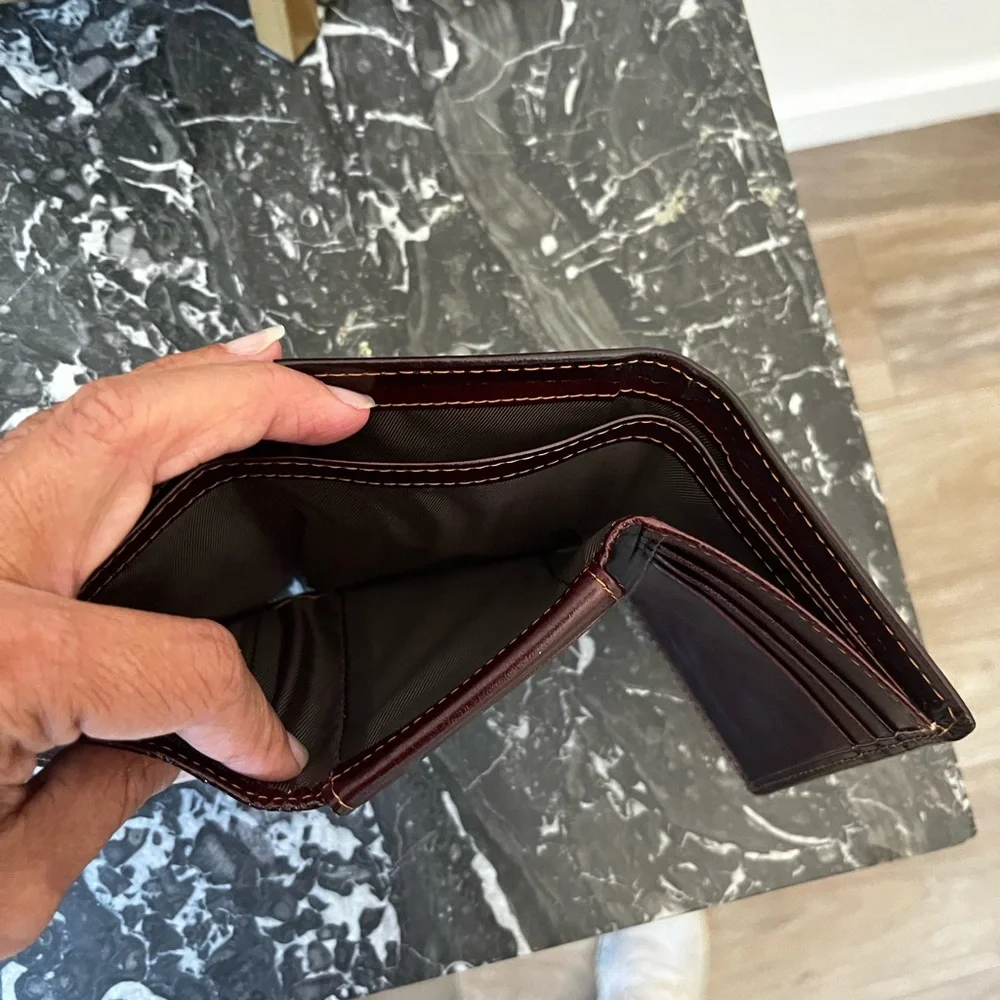 Men’s genuine leather wallet, new